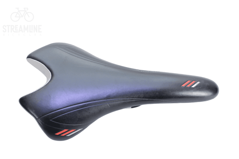 Bontrager Inform R - Saddle - Grade: Good Bike Pre-Owned 