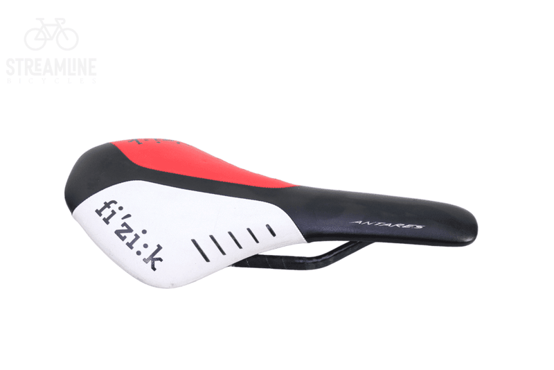 Fizik Antares R1 - Carbon Saddle - Grade: Excellent Bike Pre-Owned 