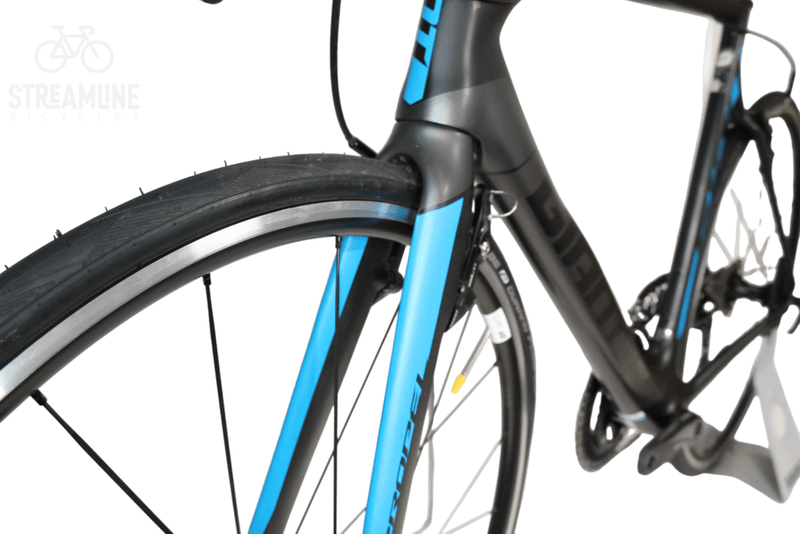 Giant Propel Advanced Pro 2 - Carbon Aero Road Bike - Grade: Good Bike Pre-Owned 