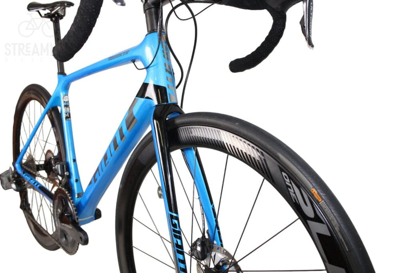 Giant TCR Advanced Pro 0 Di2 Disc 2019 - Carbon Road Bike - Grade: Excellent Bike Pre-Owned 