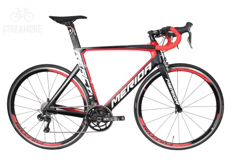 Merida Reacto 7000 E - Carbon Aero Road Bike - Grade: Excellent Bike Pre-Owned 