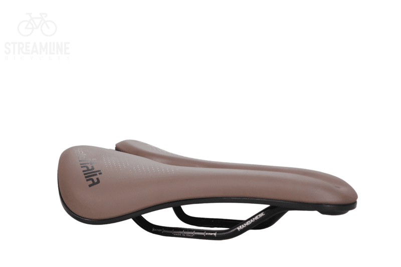 Selle Italia Novus Boost Evo Gravel - Saddle - Grade: Excellent Bike Pre-Owned 