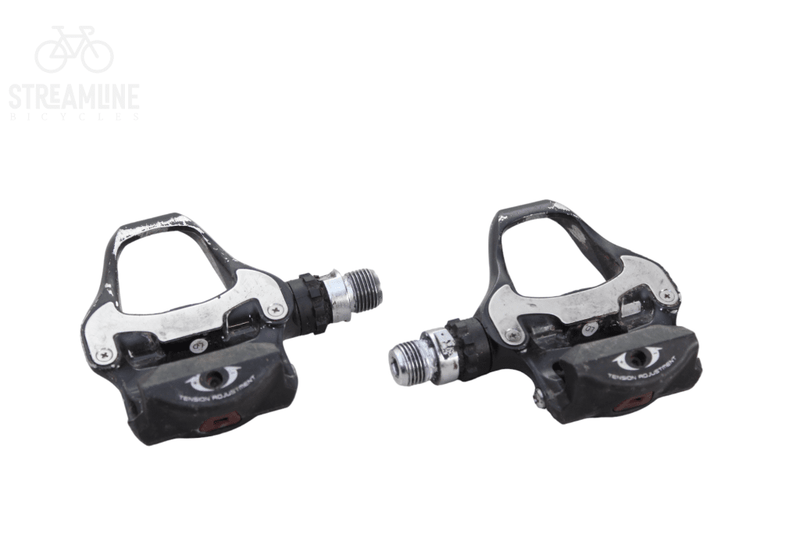 Shimano PD-5700 - Pedals - Grade: Good Bike Pre-Owned 