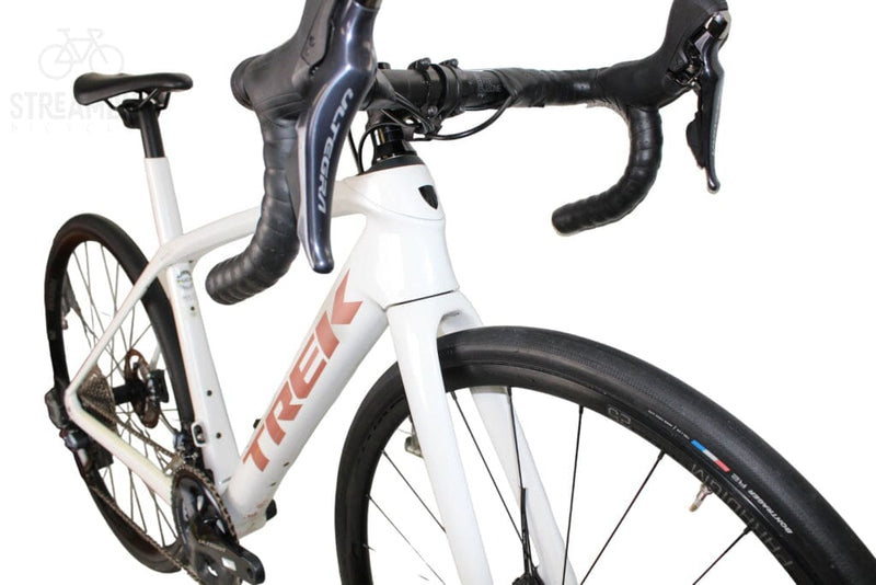 Trek Domane SL 6 Disc 2021 Crystal White Ltd Edition - Carbon Road Bike - Grade: Excellent Bike Pre-Owned 