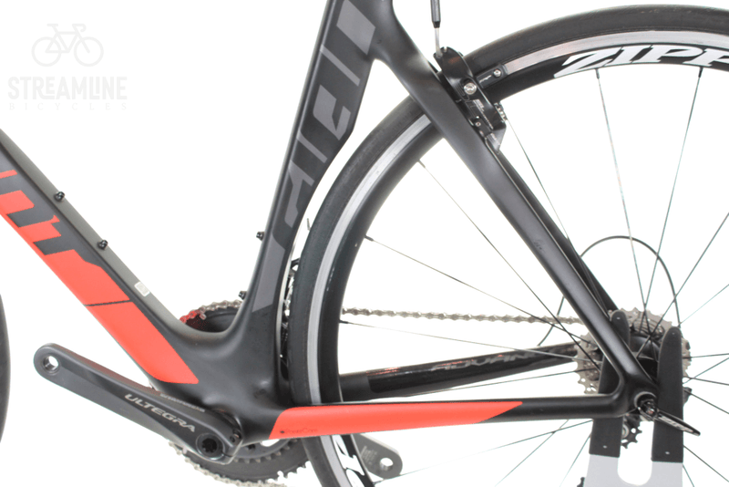 Giant Propel Advanced 1 - Carbon Aero Road Bike - Grade: Excellent Bike Pre-Owned 