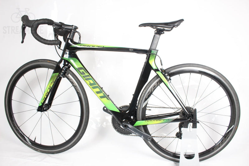 Giant Propel Advanced 1 - Carbon Aero Road Bike - Grade: Good Bike Pre-Owned 