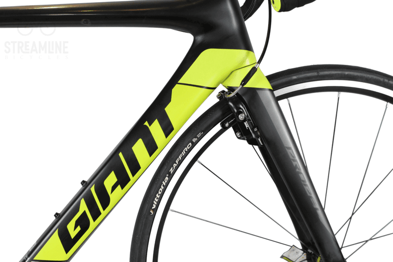 Giant Propel Advanced 2 - Carbon Aero Road Bike - Grade: Good Bike Pre-Owned 