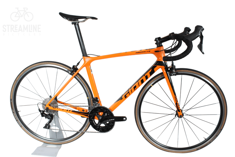 Giant TCR Advanced Pro 2 - Carbon Road Bike - Grade: Good Bike Pre-Owned 