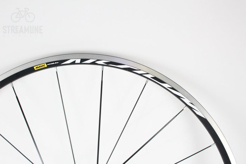 Mavic Aksium - Wheelset - Grade: New Bike Pre-Owned 