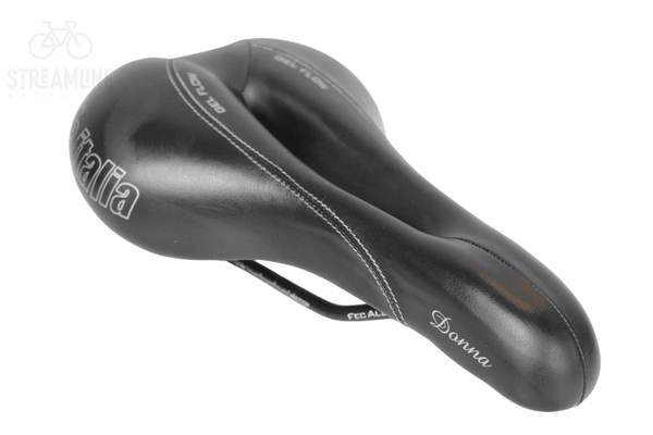 Selle Italia Donna - Saddle - Grade: Excellent Bike Pre-Owned 