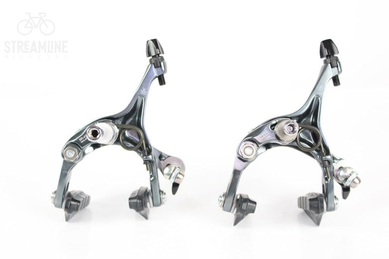 Shimano Tiagra 4700 - Rim Brake Caliper Set - Grade: New Bike Pre-Owned 