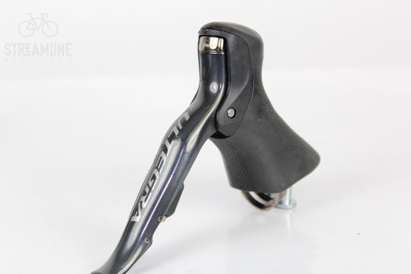 Shimano Ultegra Di2 6770 - Road Shifter Right - Grade: Fair Bike Pre-Owned 